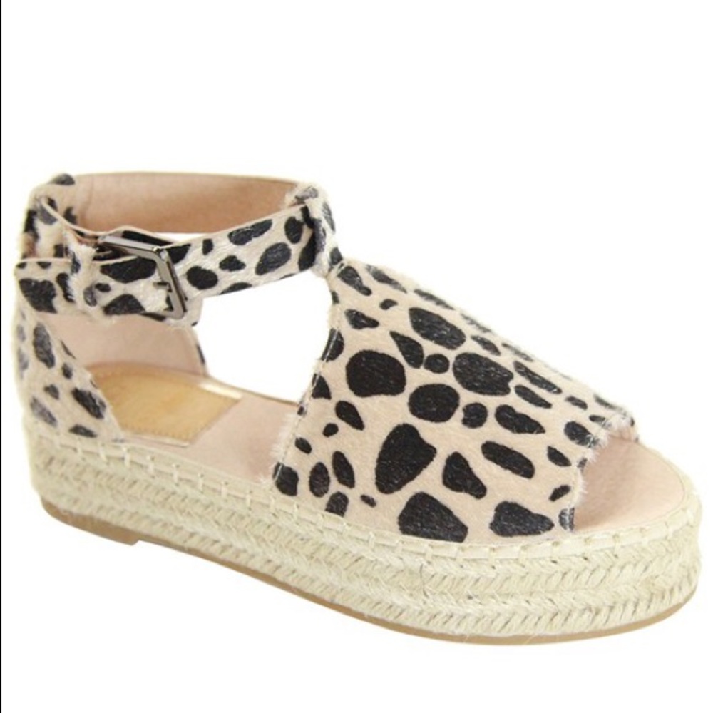 LAST 7Animal Print Espadrille HP BEST IN BOUTIQUES - Picture 5 of 5